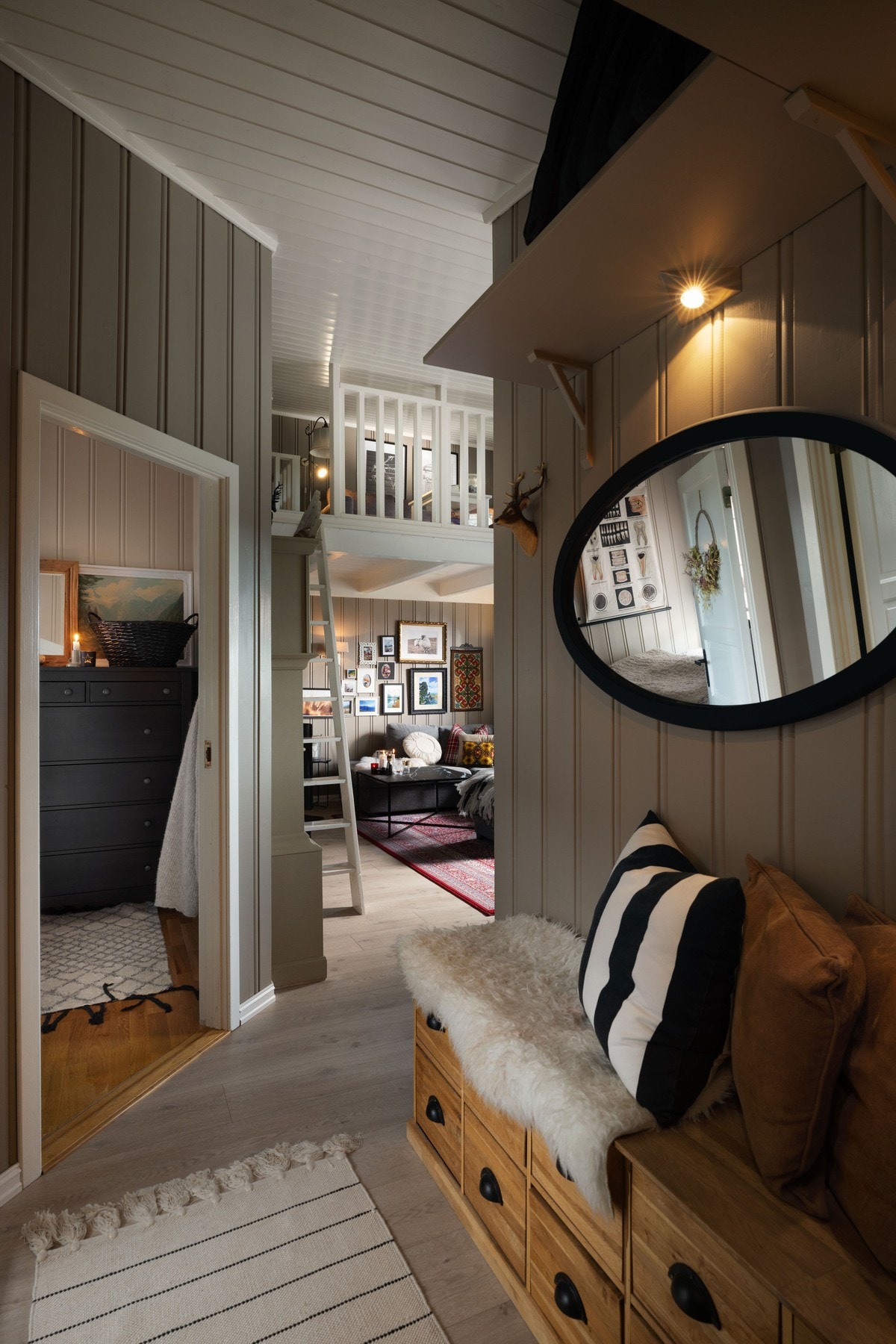 Gangen, Galleribilde