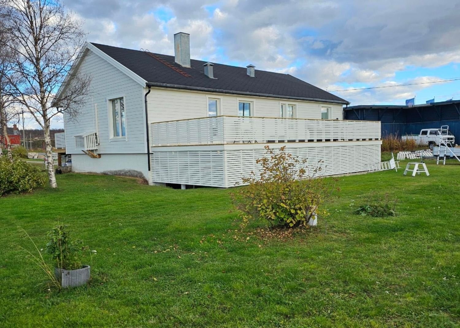 Stor hage. Galleribilde