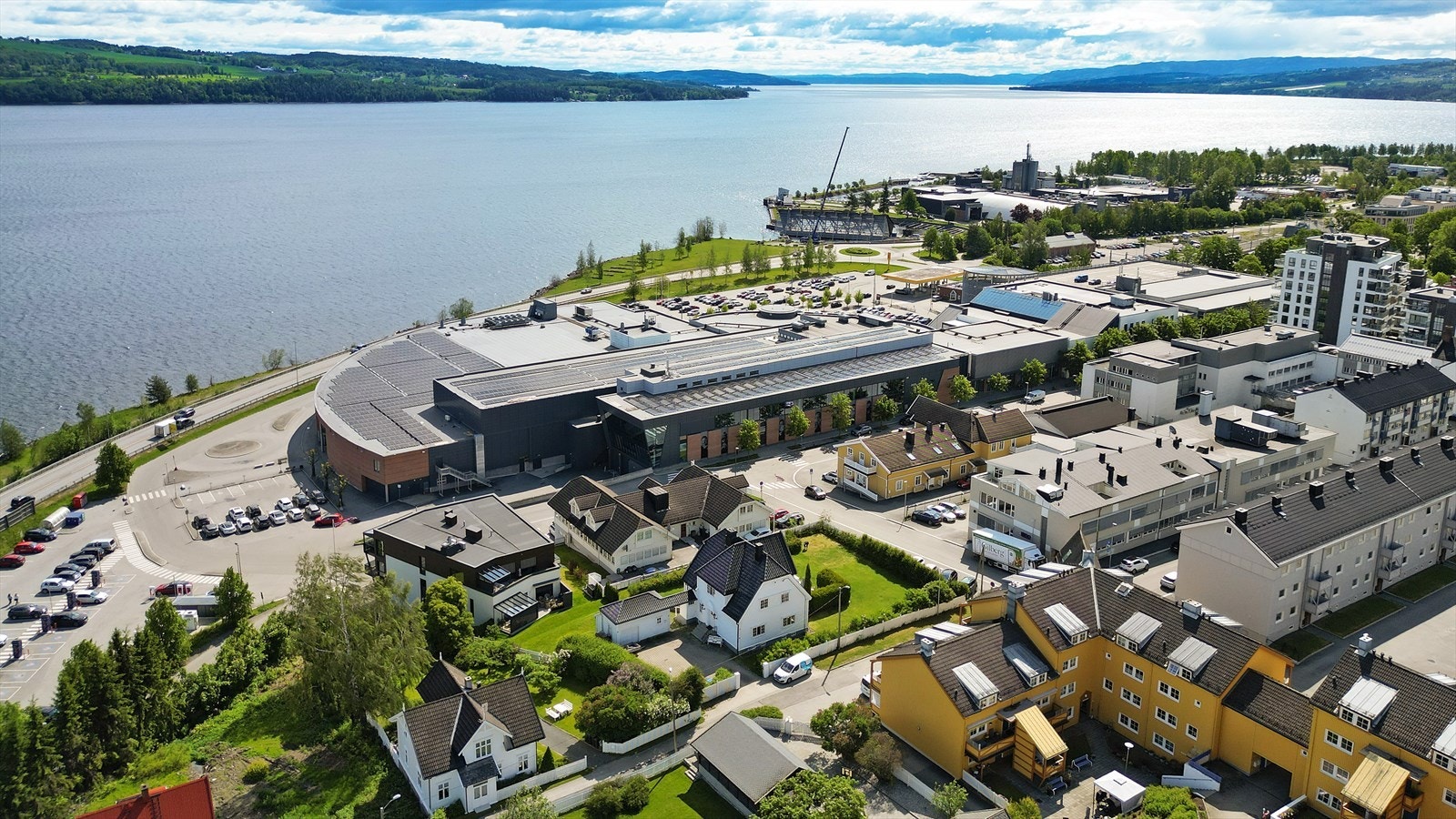 Shoppingmuligheter rett utenfor døra. Galleribilde