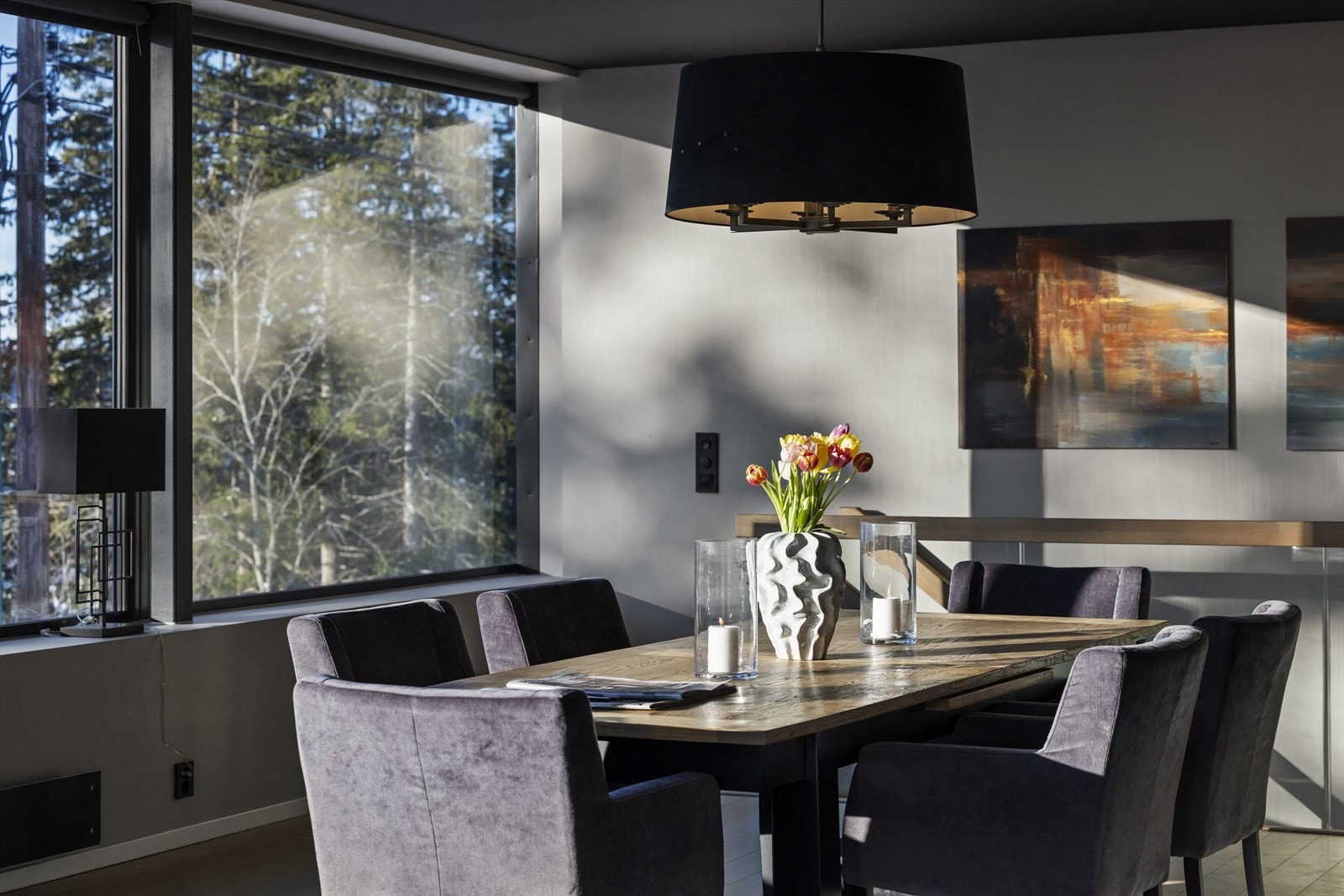 Det er rikelig med plass til å dekke langbord for de store anledninger! Galleribilde