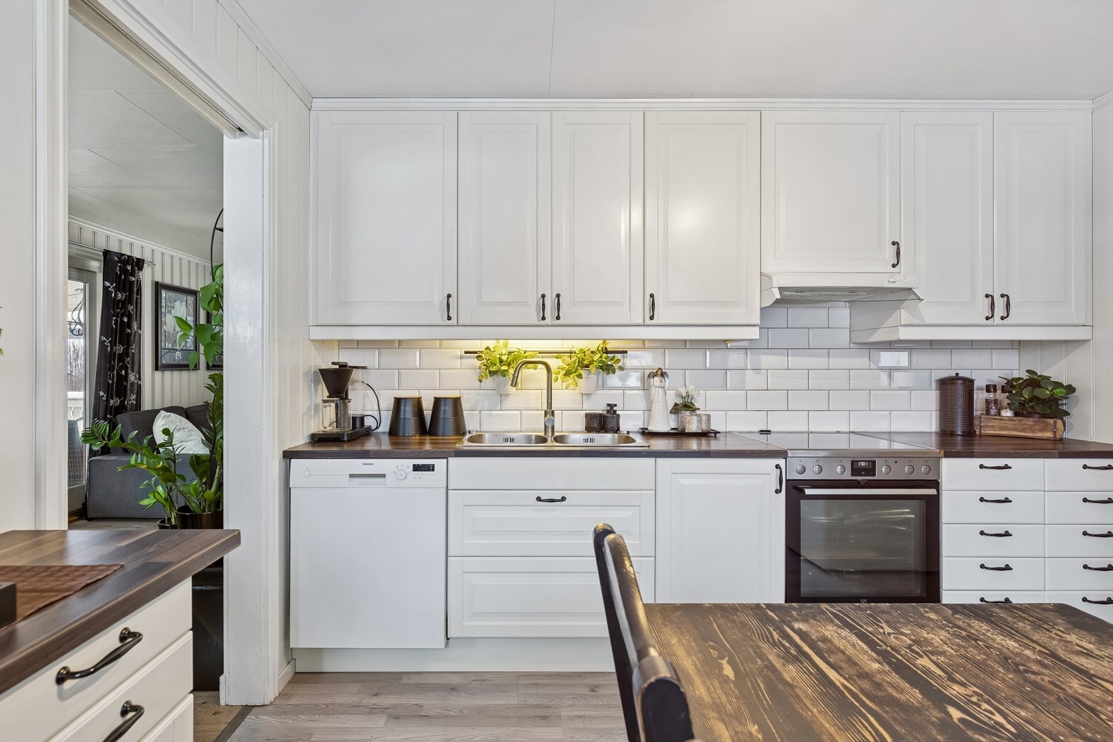 Meget pen kjøkkeninnredning fra 2017. Galleribilde