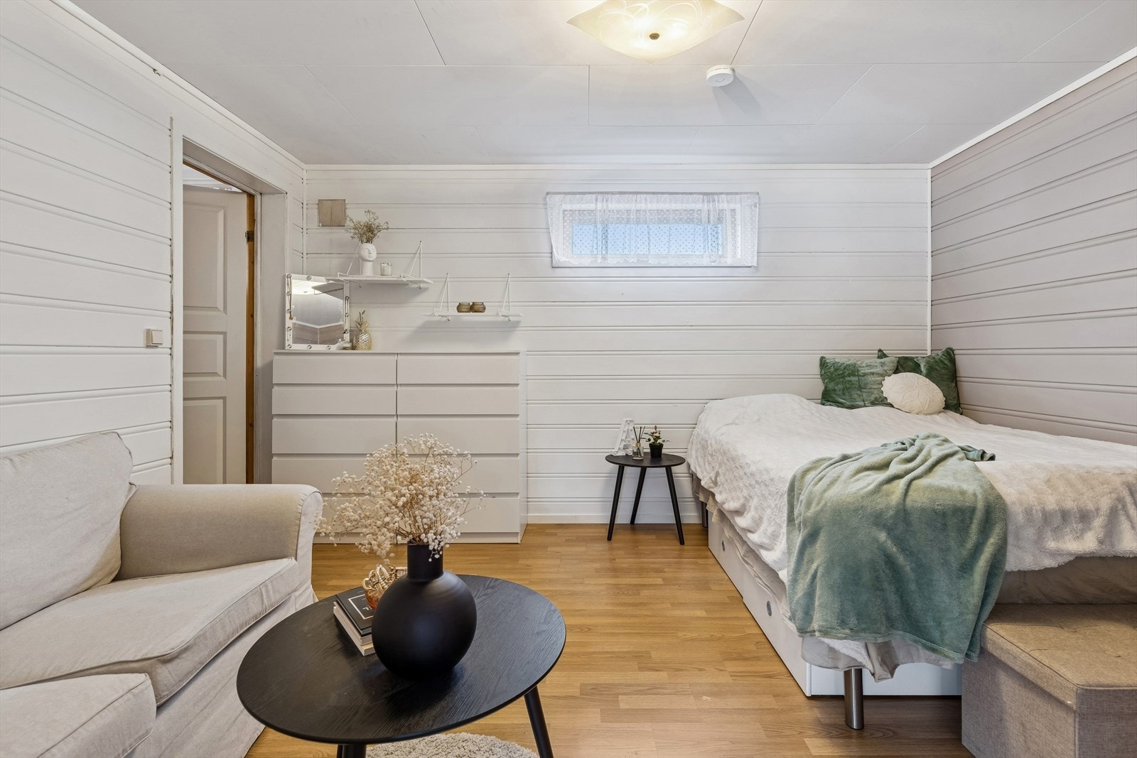 Kontor/Disponibelt rom i kjeller. Galleribilde