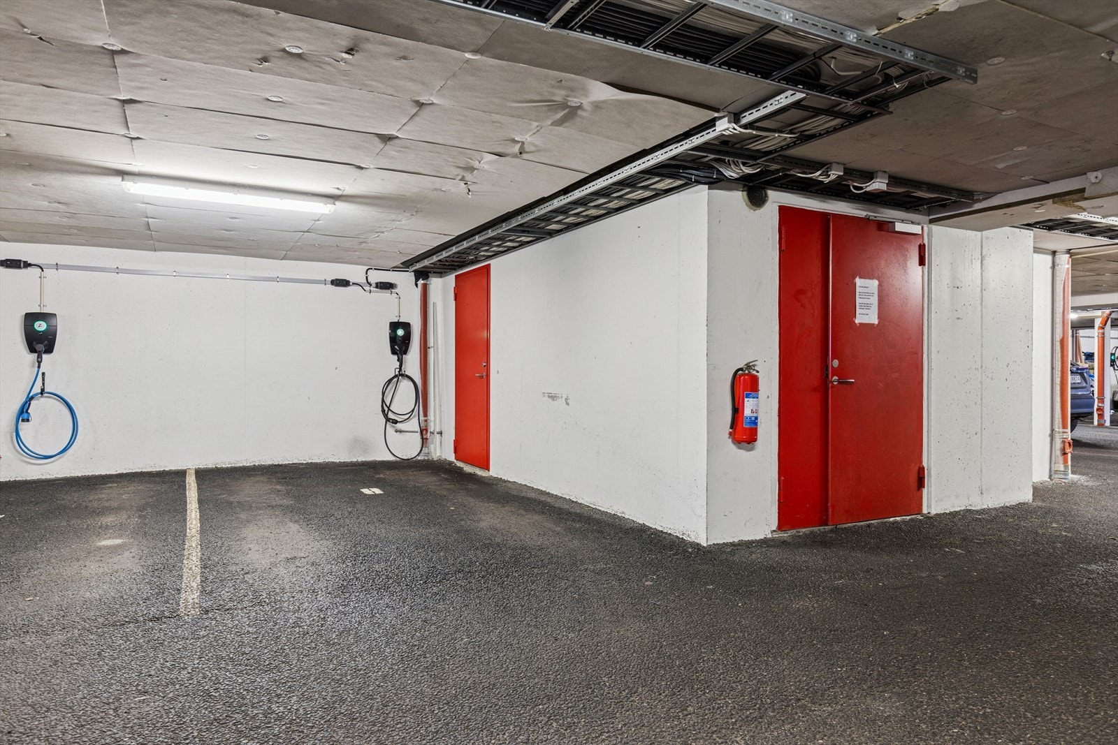 Parkering i felles garasjeanlegg. Galleribilde