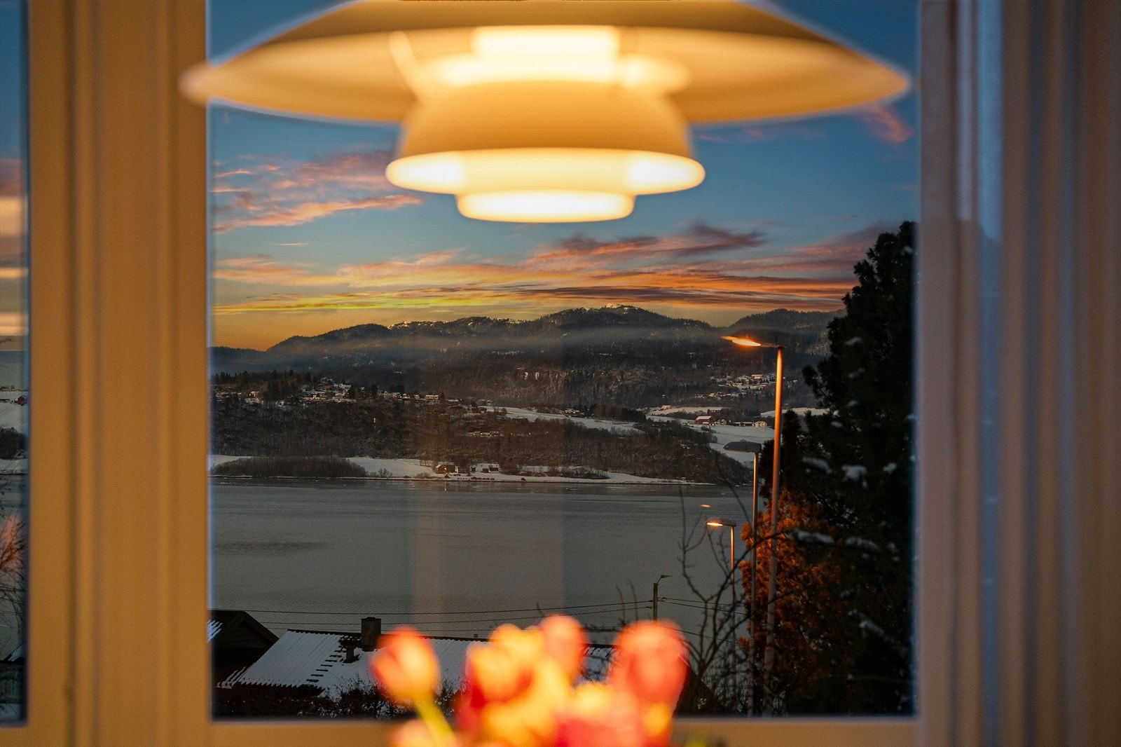 Utsiktsbilde. Fra spisegruppen har du flott utsikt utover mot Buvikbukta og Byneset. Galleribilde