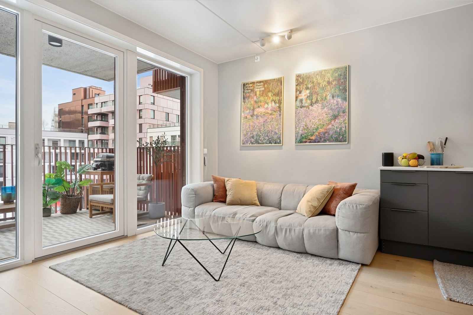 Leiligheten har blant annet balansert ventilasjonsanlegg og vannbåren varme Galleribilde