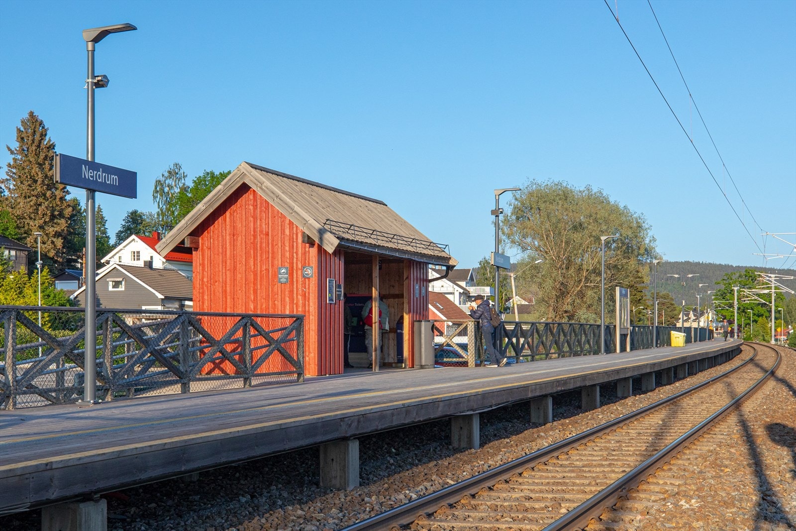 Nerdrum Stasjon - Ligger et kvarters gange fra eiendommen og tar deg til Oslo S på kun 18 minutter. Galleribilde