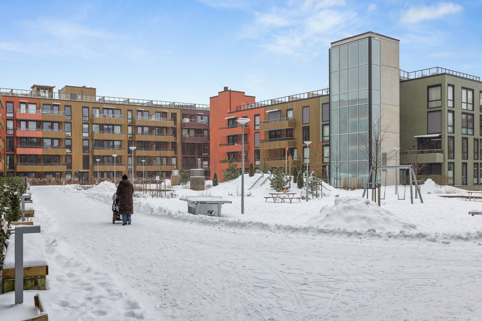 Borettslaget har stort, skjermet og meget pent opparbeidet tun Galleribilde