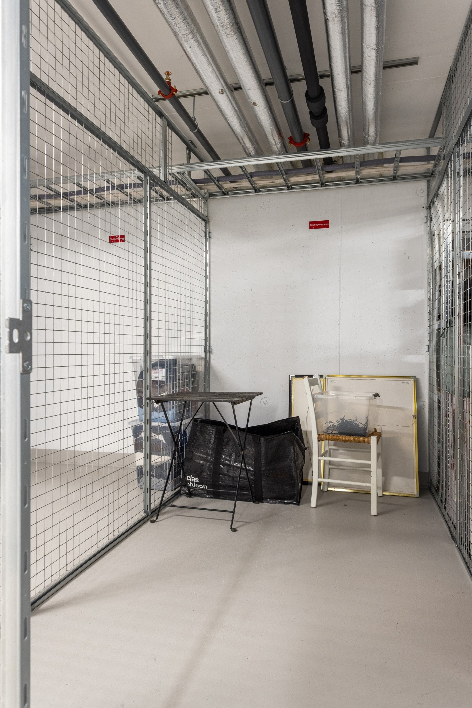 Fra kjellerbod Galleribilde