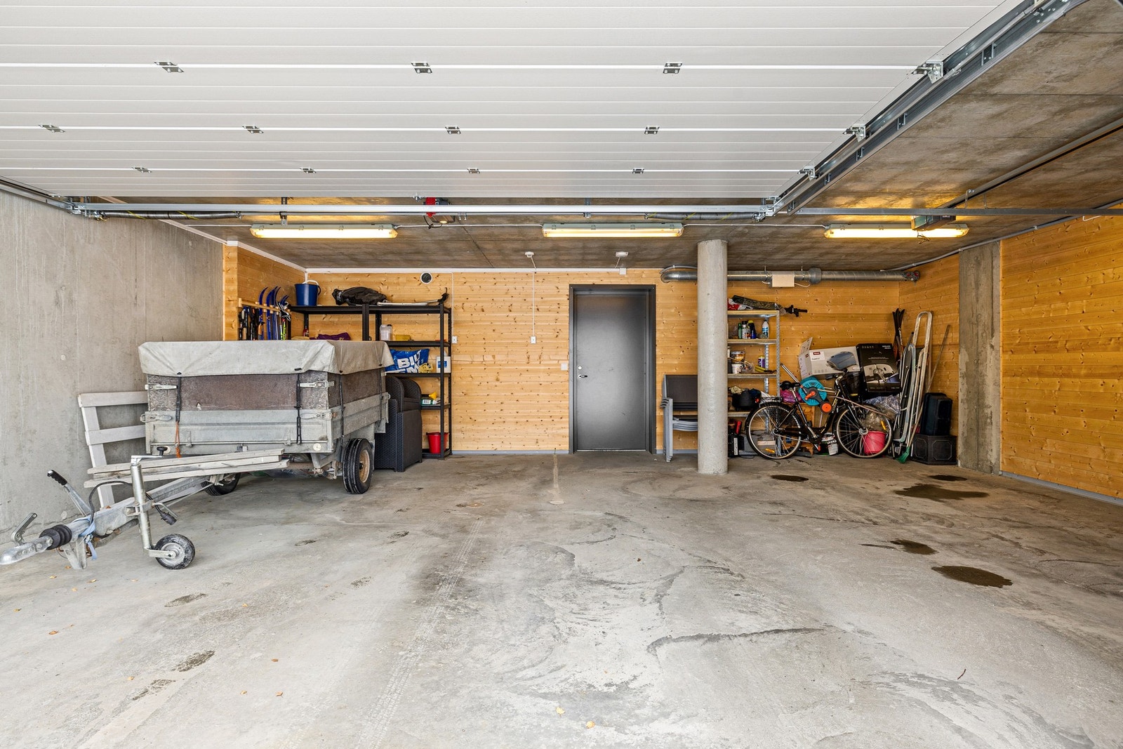 P-plass. Galleribilde