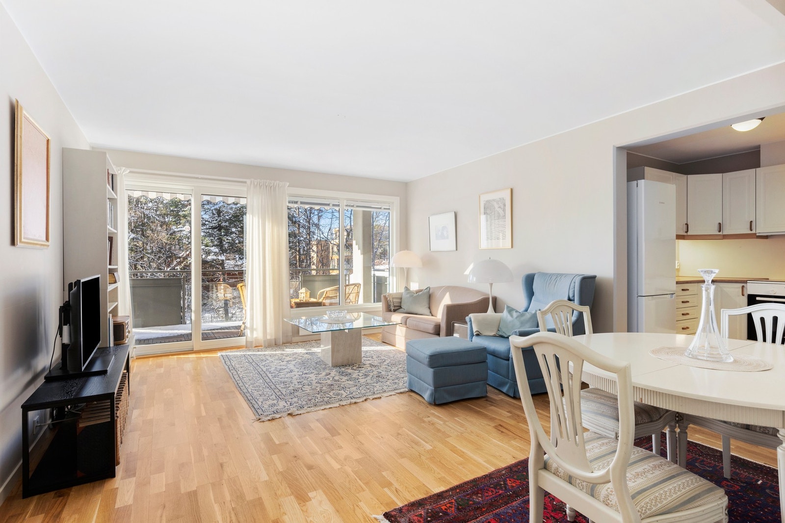 Vegger og tak ble malt i 2023. Galleribilde