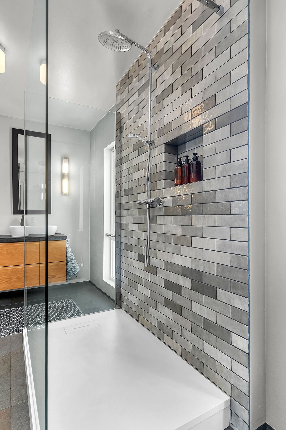 Romslig dusjkabinett Galleribilde