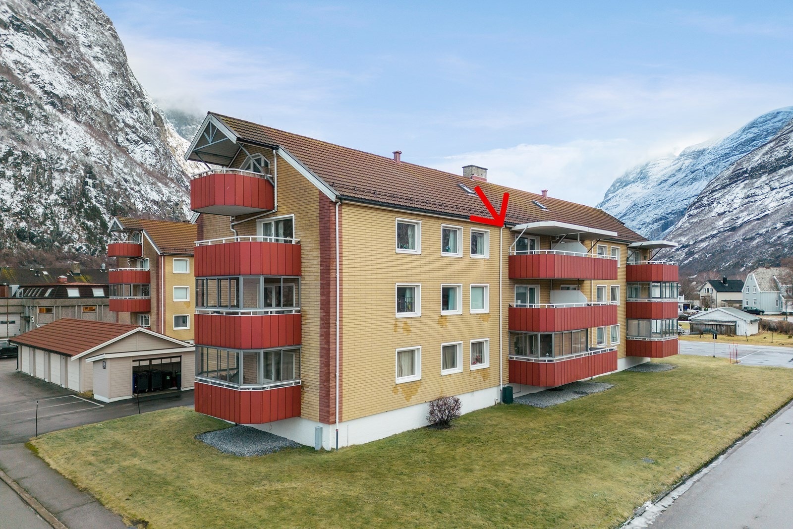 Aktiv Eiendomsmegling v/ Christina A. Jensen ønsker velkommen til Mongstugata 4. Foto: Diakrit/ Rune Bakkebø Galleribilde