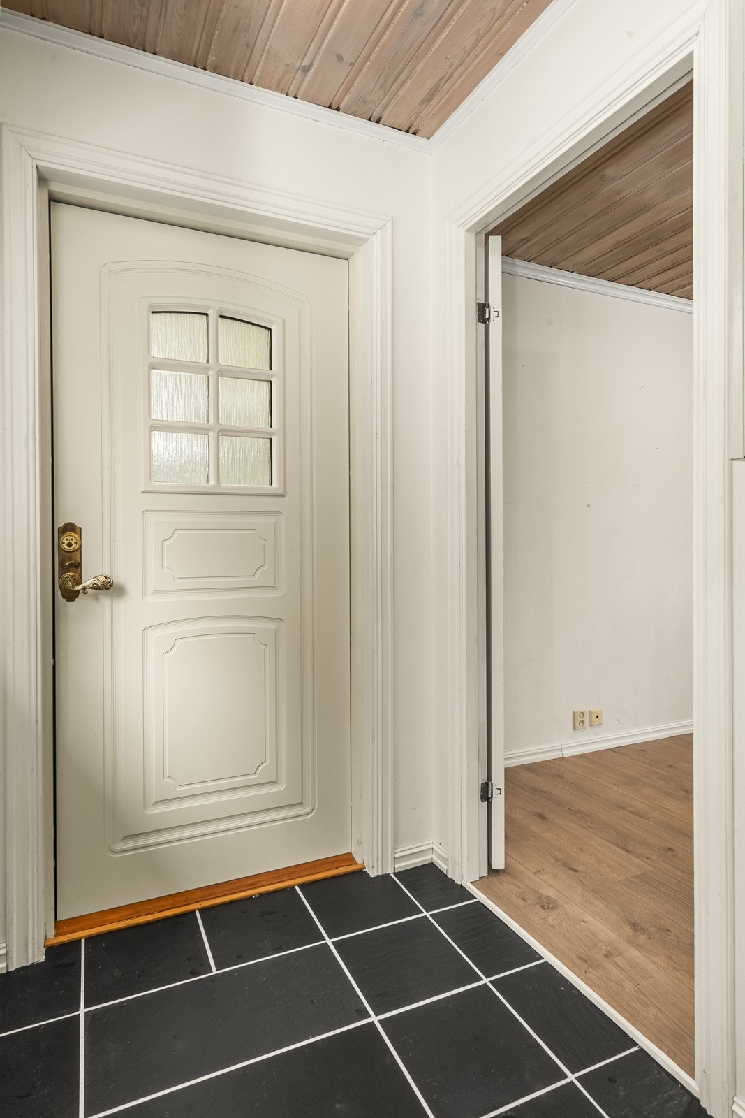 Inngangspartiet til hovedetasjen Galleribilde