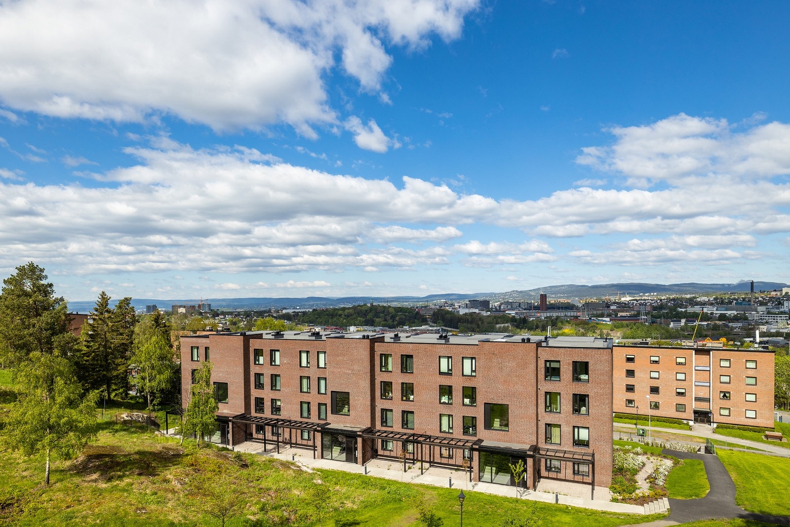 På godværsdager er det flott utsikt fra balkongen Galleribilde