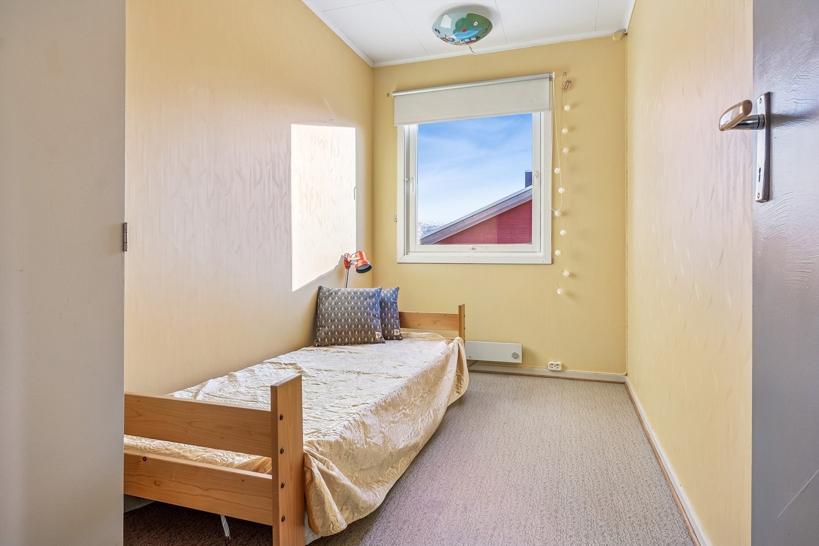 Soverom ca. 7 kvm Galleribilde