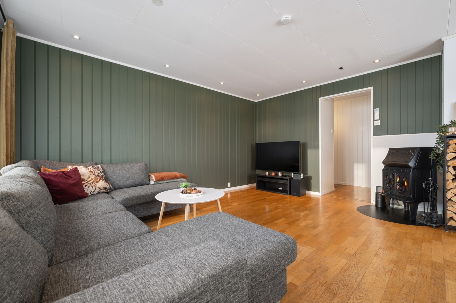 Behagelig belysning med downlights Galleribilde