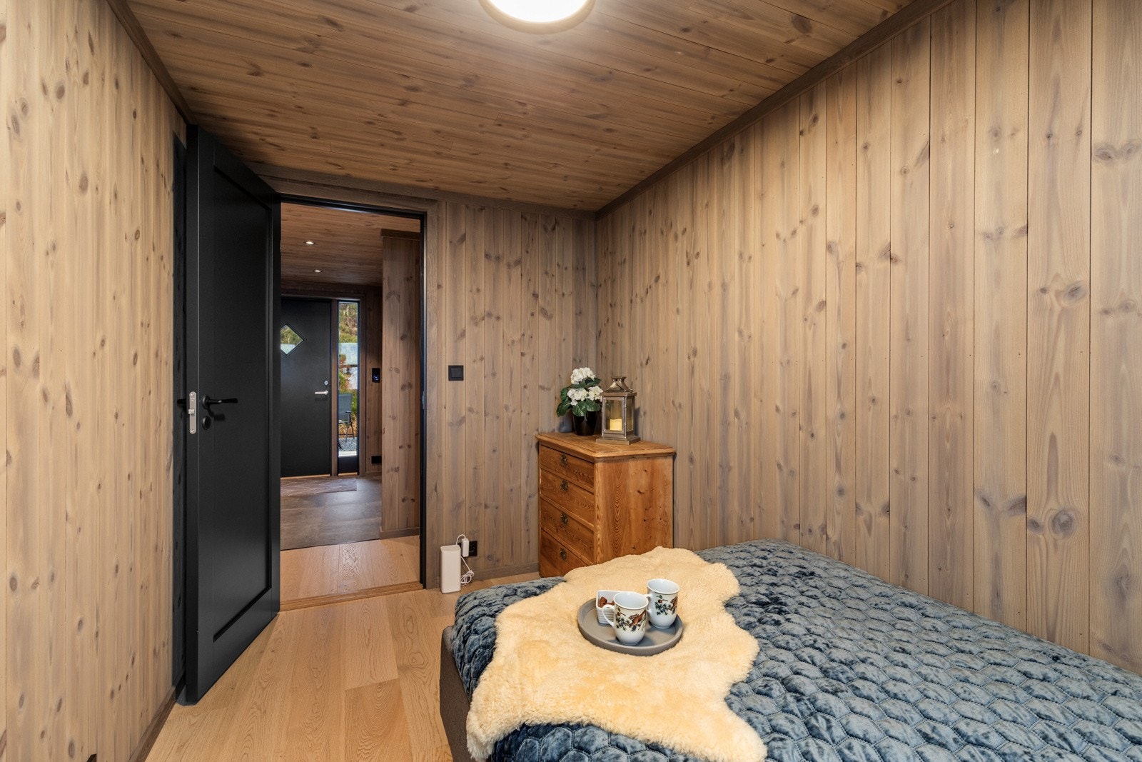 Soverom nr. fire. Galleribilde