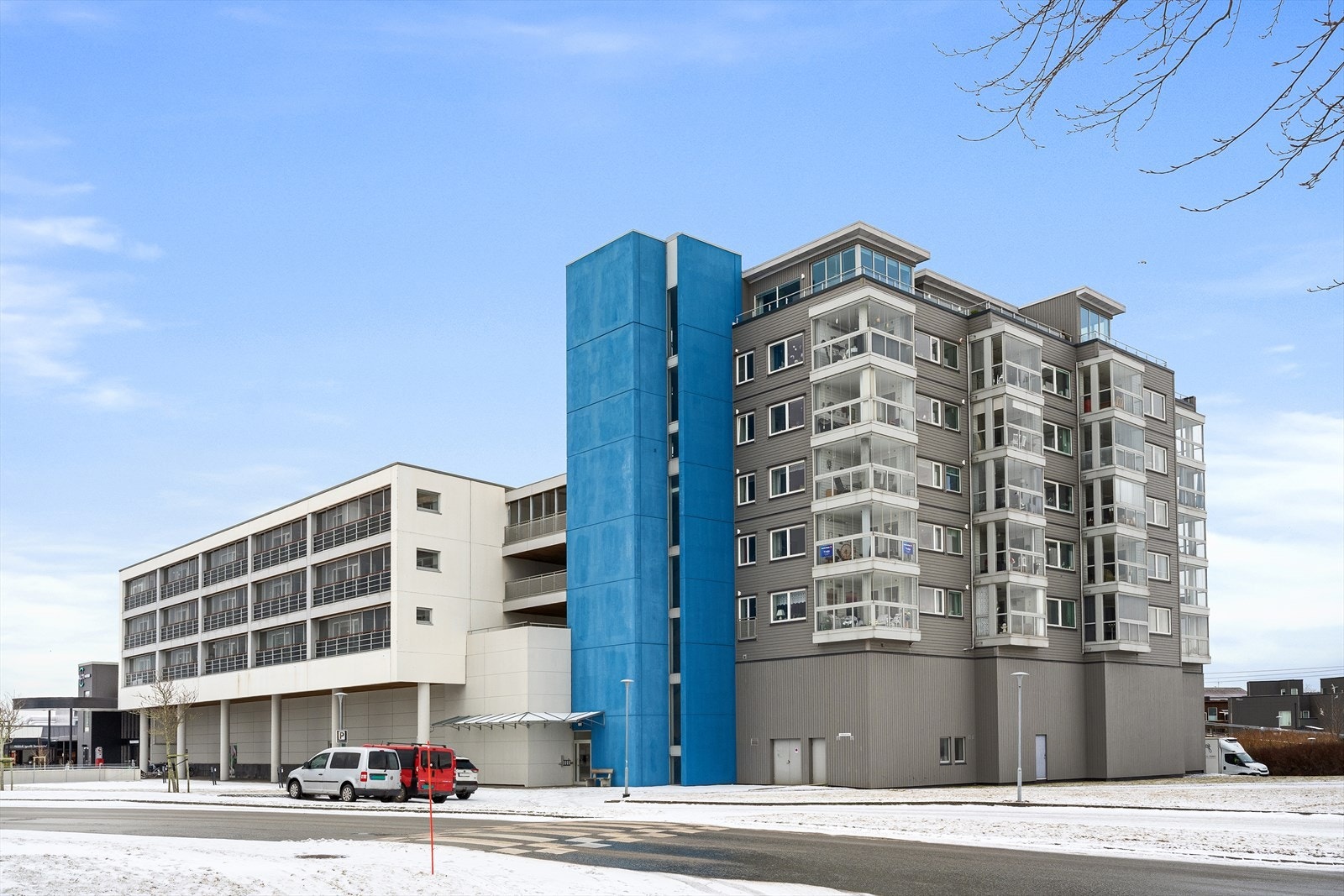 Her bor en midt i smørøyet, kun en heistur og noen få meter til kjøpesenter. Galleribilde