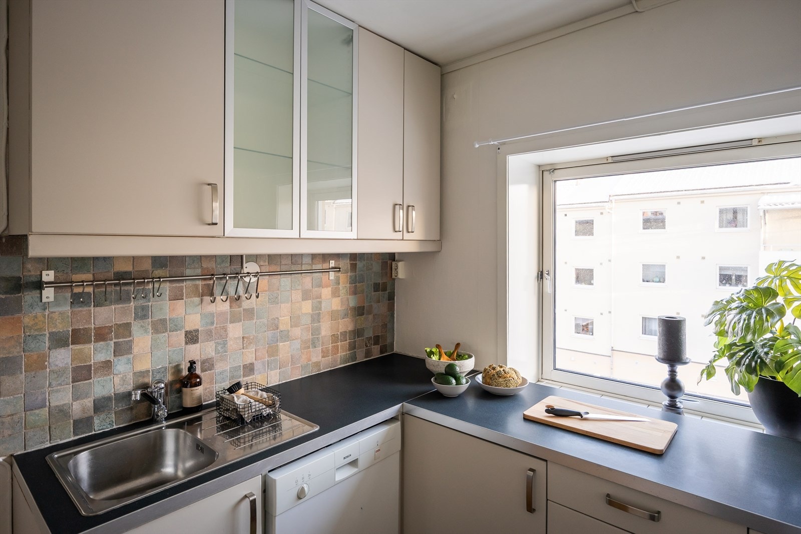 Det er etablert mekanisk avtrekk på kjøkkenet. Galleribilde