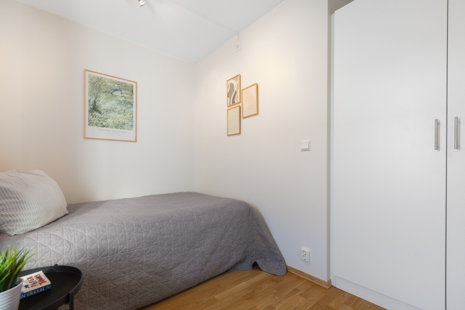 Rommene passer ypperlig som barnerom, gjesterom eller hjemmekontor. Galleribilde