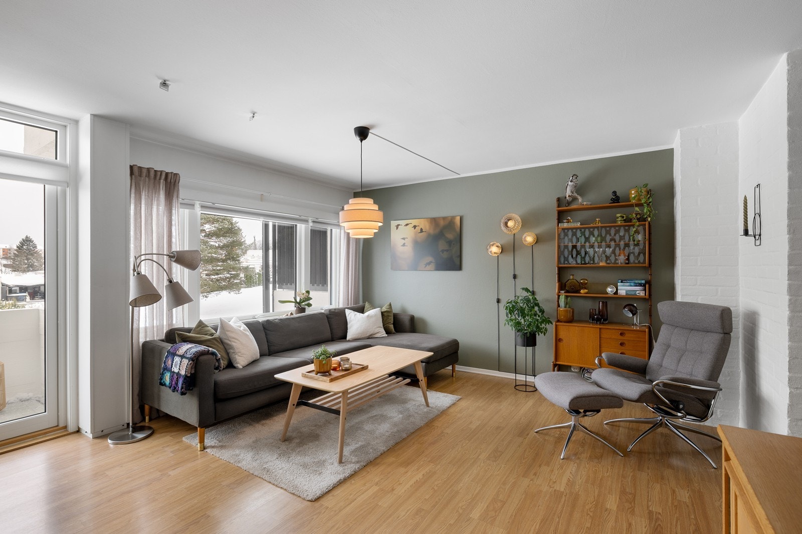 I tillegg er det åpen og uhindret utsyn mot omgivelsene. Galleribilde