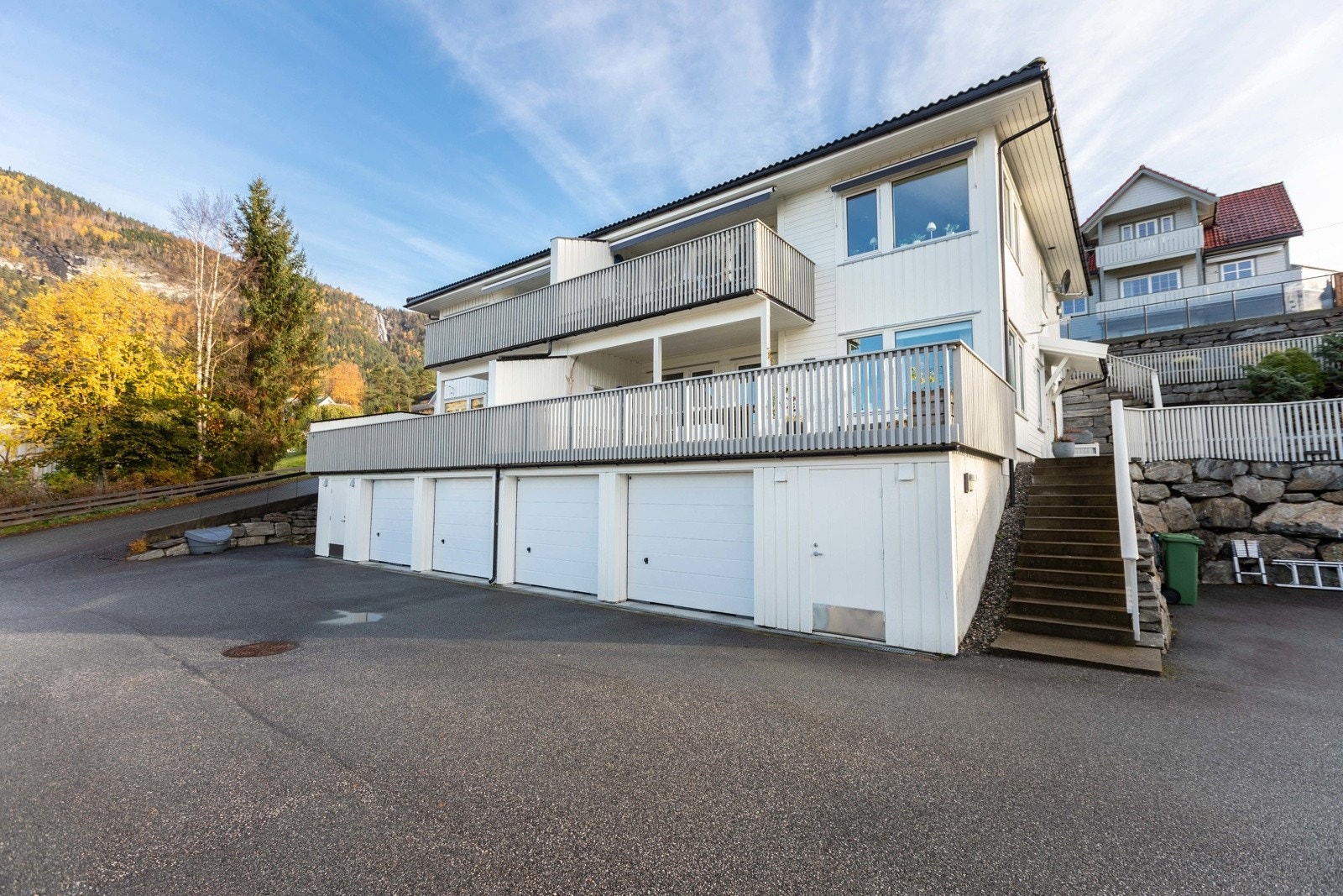 Fasade mot vest Galleribilde