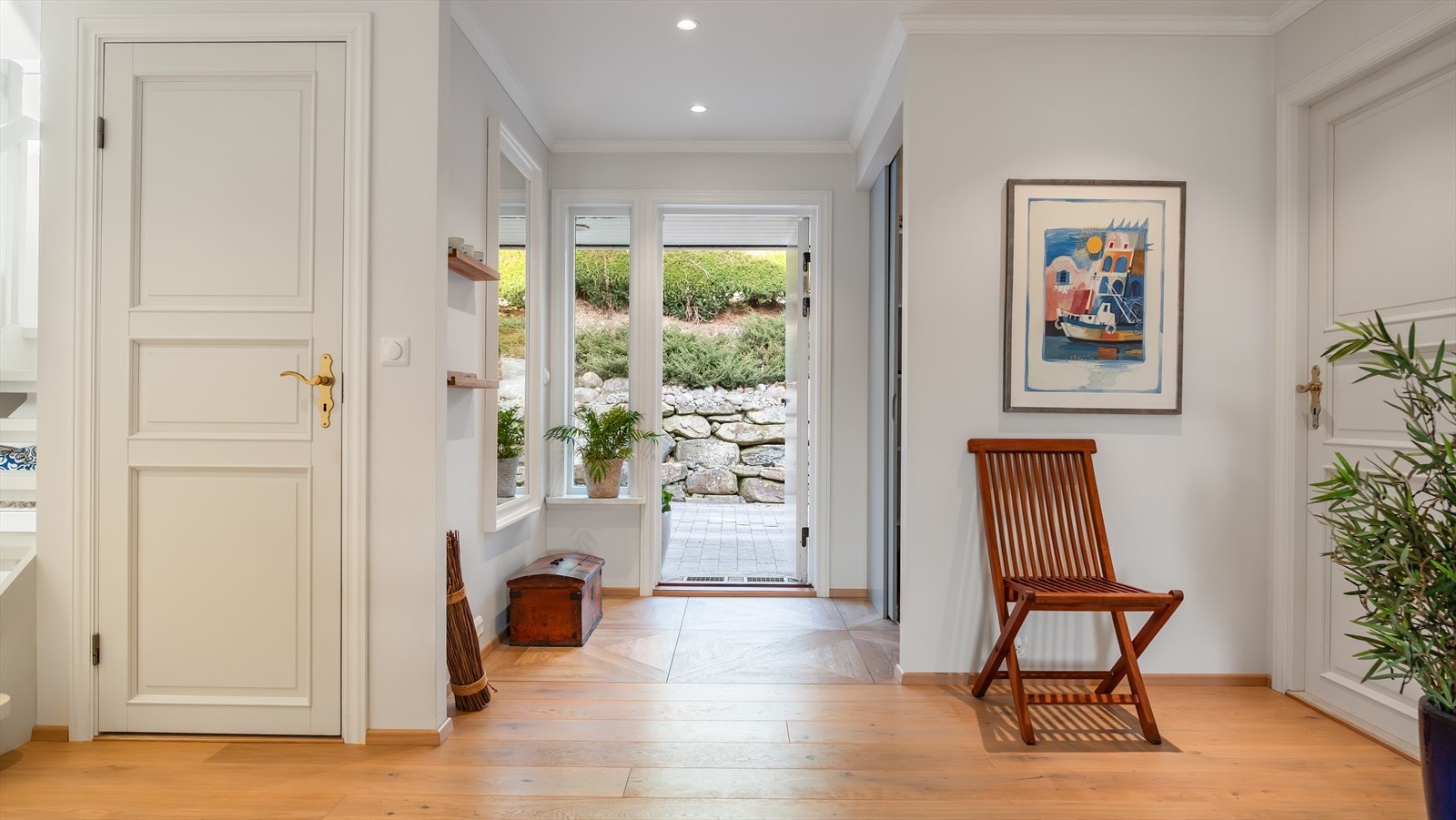 Boligen er jevnlig modernisert og oppgradert av nåværende eiere. Galleribilde