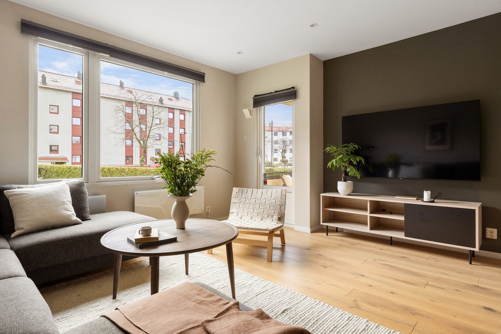 Erleveien 30A presenteres av Mekleriet eiendomsmegling ved Erlend Nordhus! Fotograf: Nathalie Reinholdtsen. Galleribilde