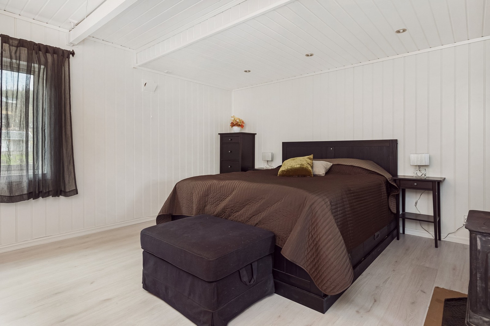 Romslig hovedsoverom på 18,3 kvm. Galleribilde