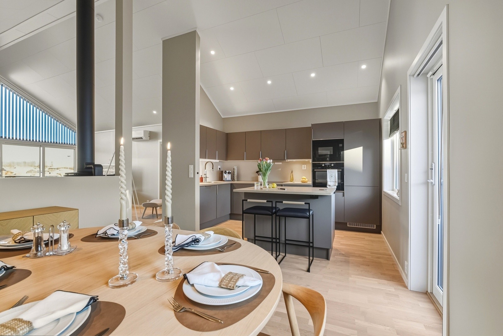 Boligen er fra 2022 og holder en gjennomgående høy standard. Galleribilde