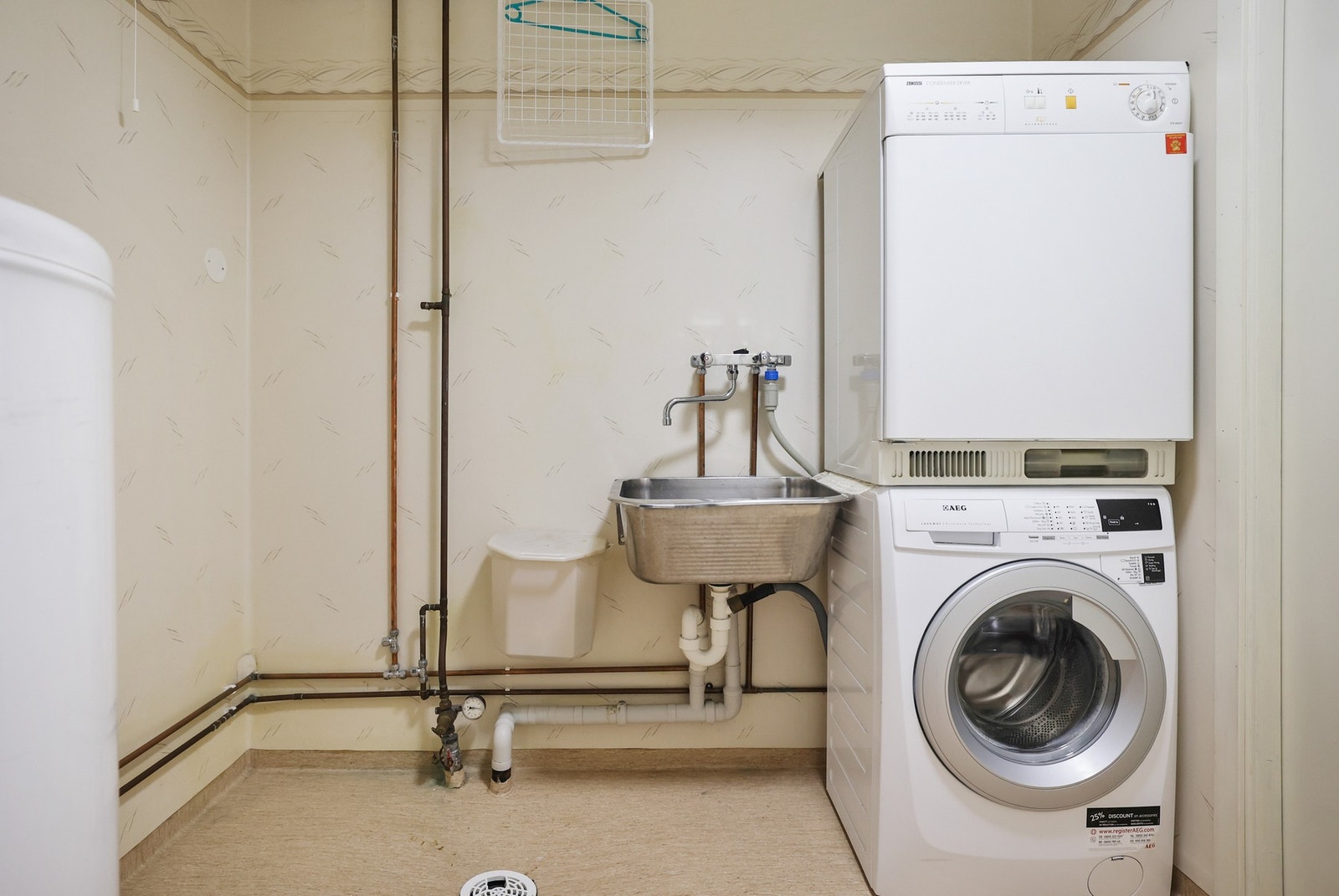 Vaskerom. Galleribilde