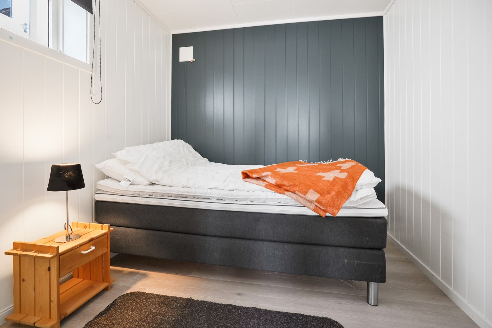 Rom som i dag er innredet som soverom. Galleribilde