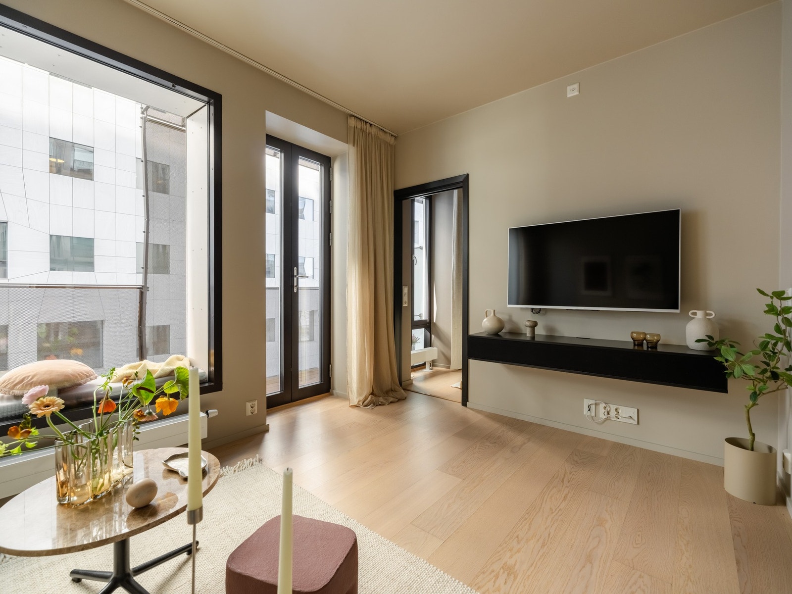 Fra stuen er det adkomst til en flott balkong av god størrelse. Galleribilde