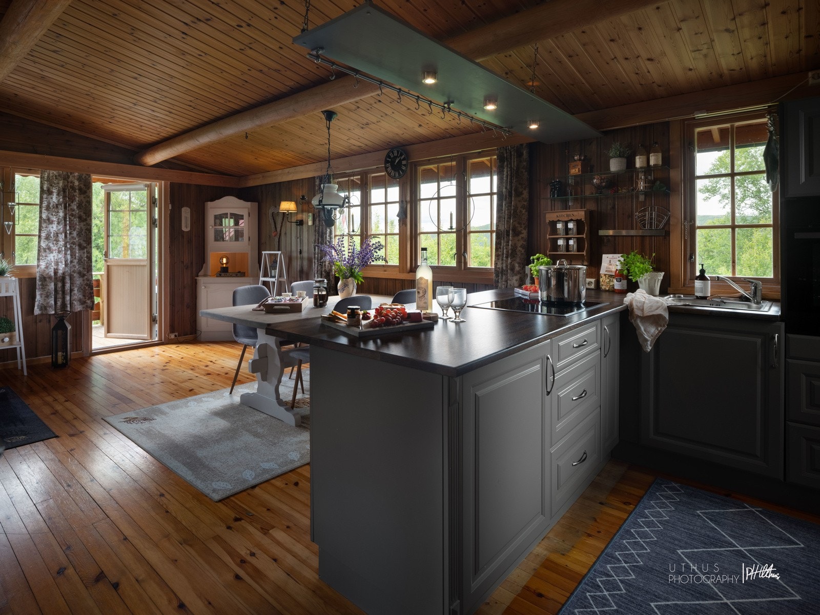 Nyere kjøkken Galleribilde