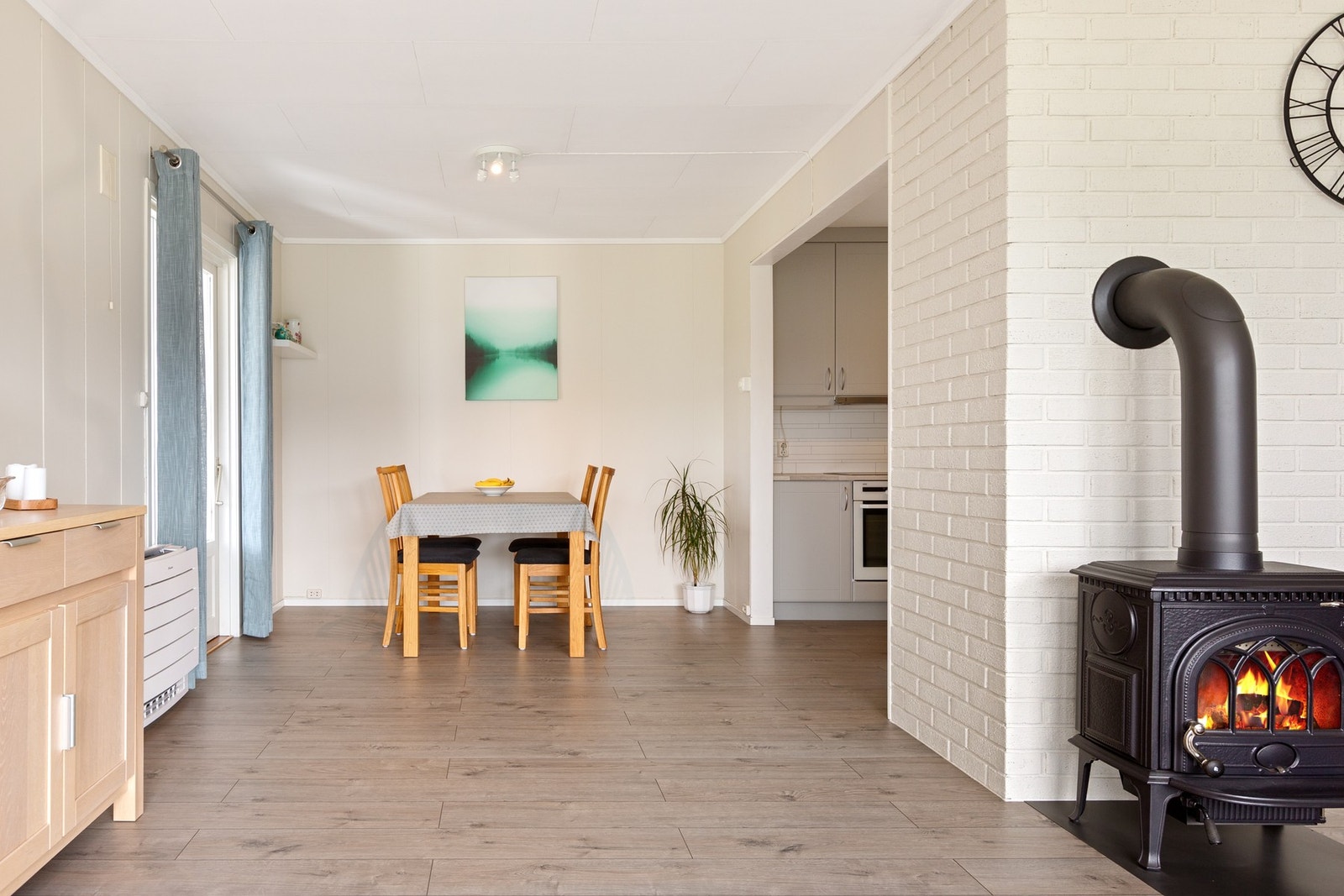 Peisovnen gir god ekstra varme sammen med varmepumpa. Galleribilde