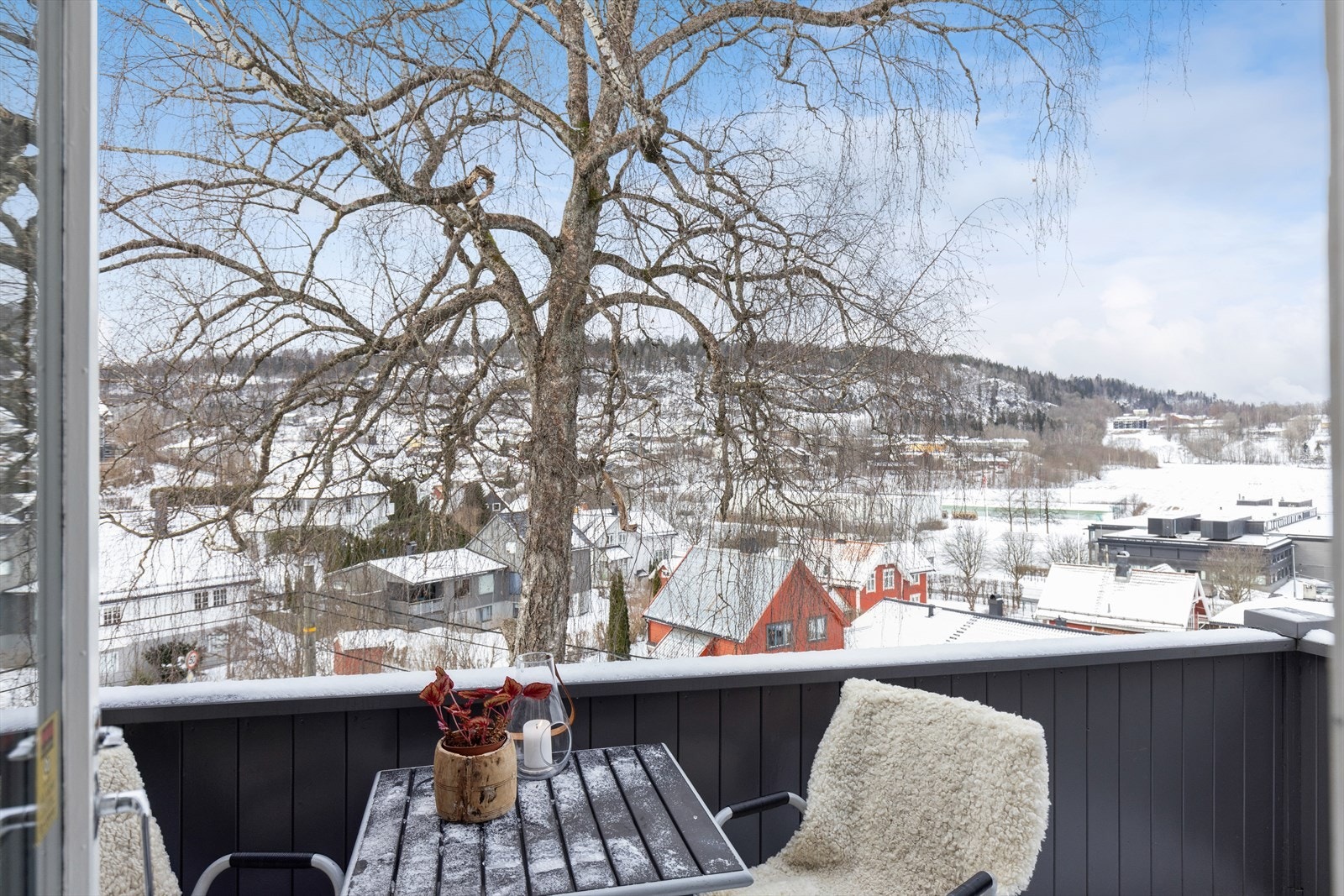 Her kan du lene deg tilbake og virkelig ta inn atmosfæren - et sted hvor tiden får lov til å gå litt saktere. Galleribilde