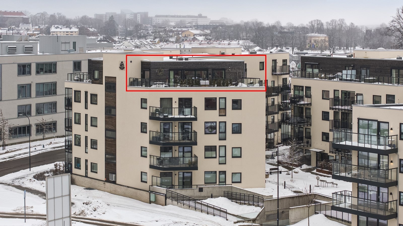 Velkommen til Banebakken 41c, Presentert av Aktiv Eiendomsmegling v/ André Norrøne Volla. Foto: Fotograf Magik. Galleribilde