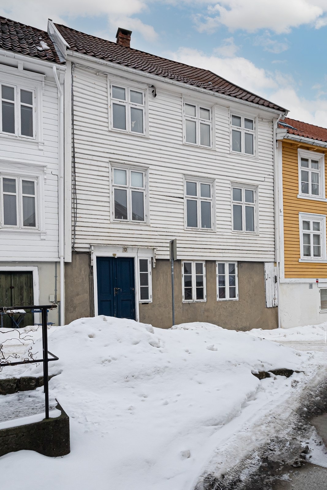 Bygningen fra 1800- tallet og har en sjarmerende fasade Galleribilde