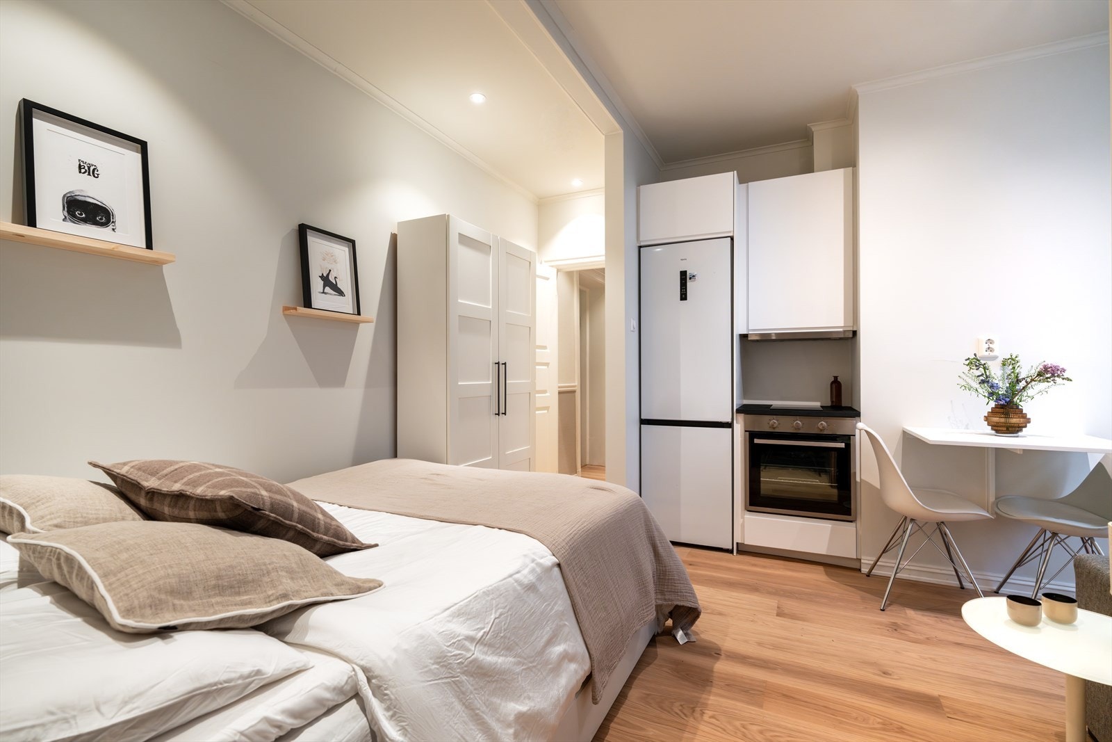 Her er det enkelt å innrede med seng, spisegruppe og annet ønsket møblement Galleribilde