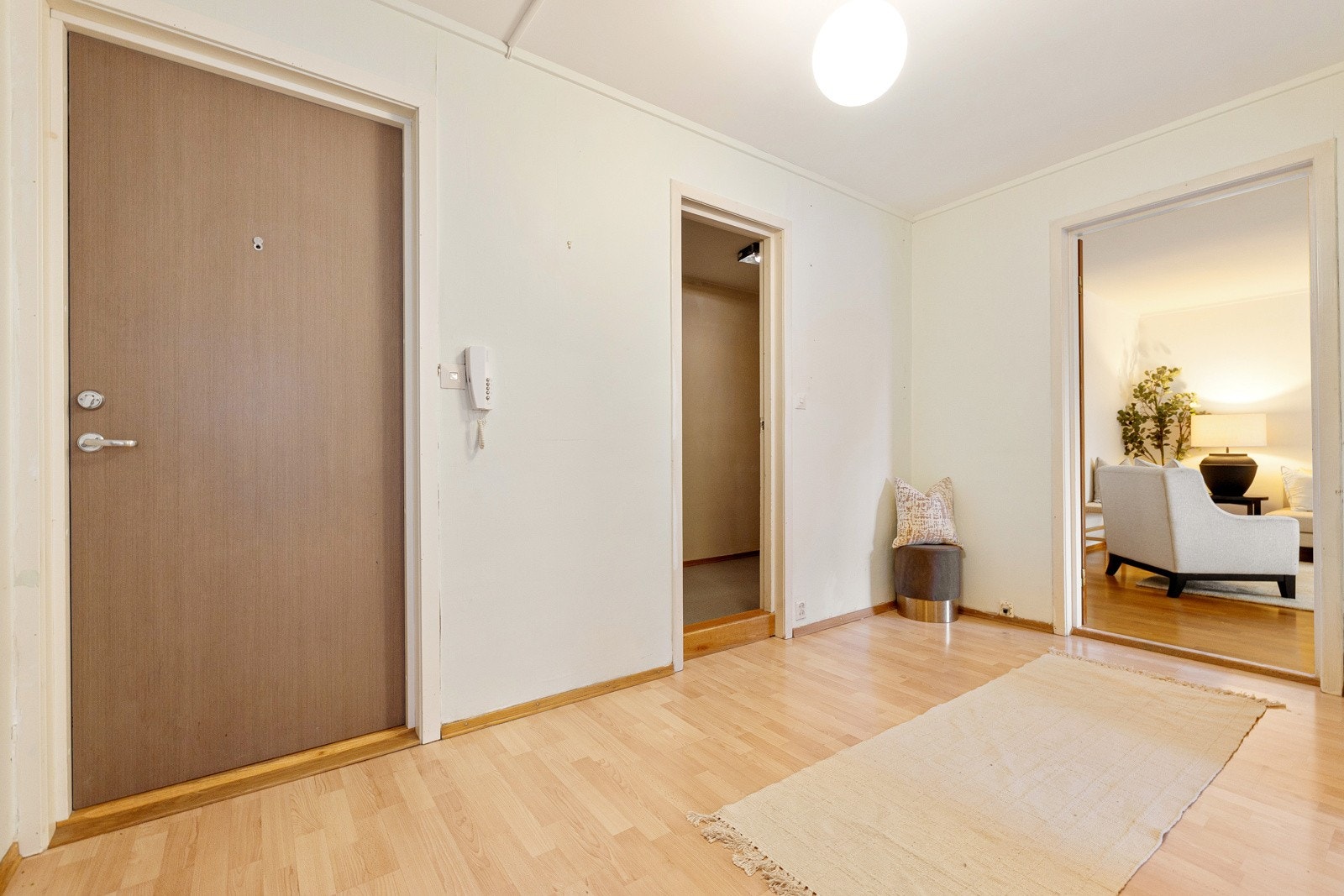 Entré. Galleribilde