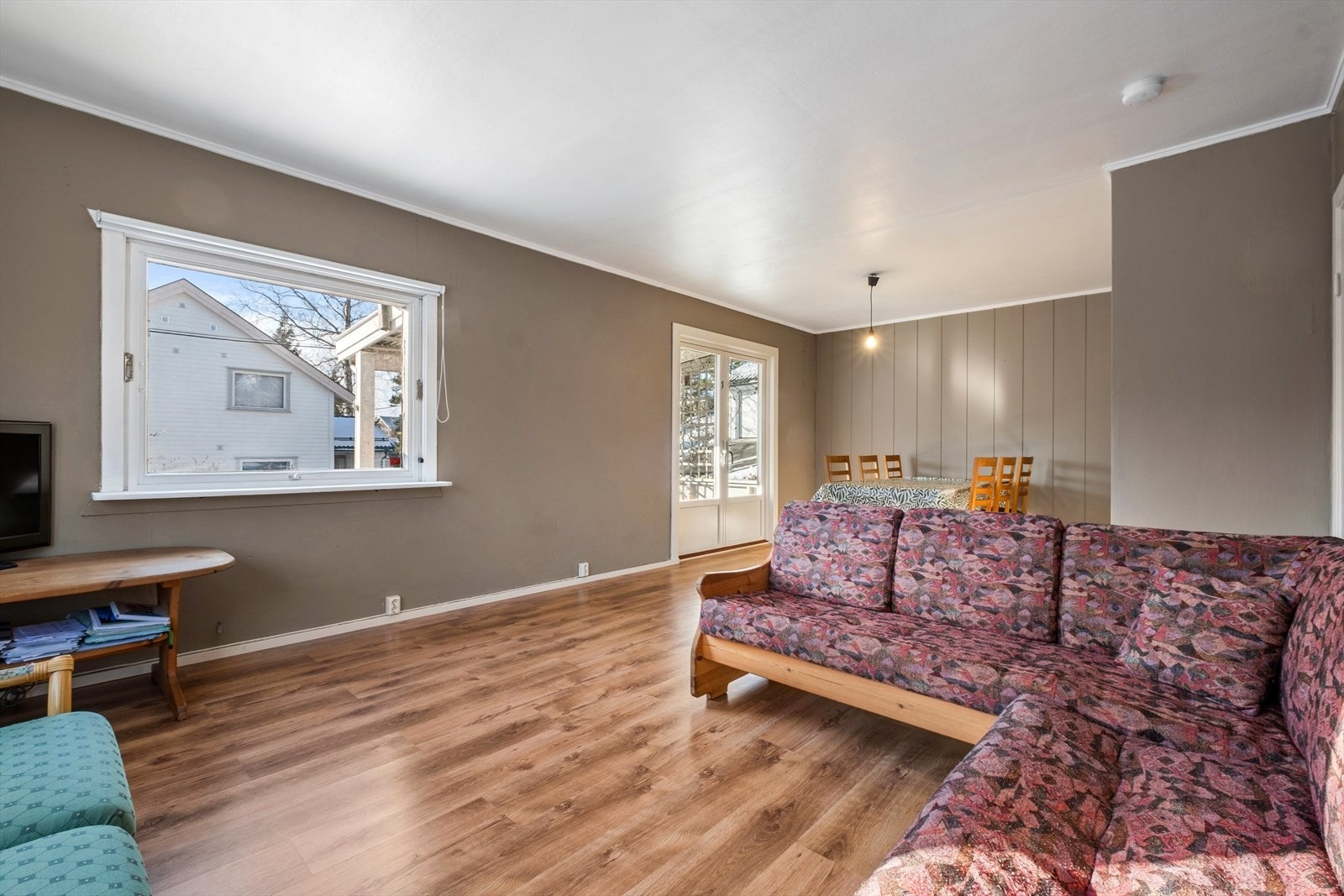 Stue og spisestue 1. etasje Galleribilde