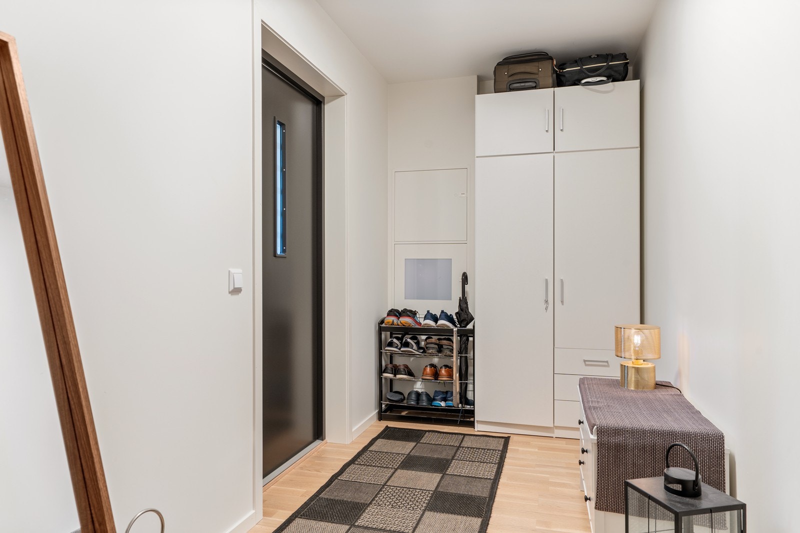 Entré med vannbåren gulvvarme. Galleribilde