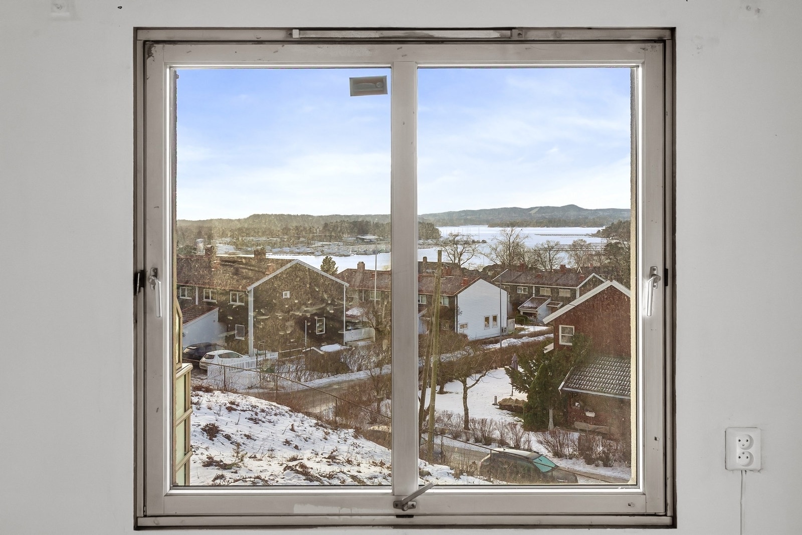 Også fra soveromsvinduet er det en åpen utsikt. Galleribilde