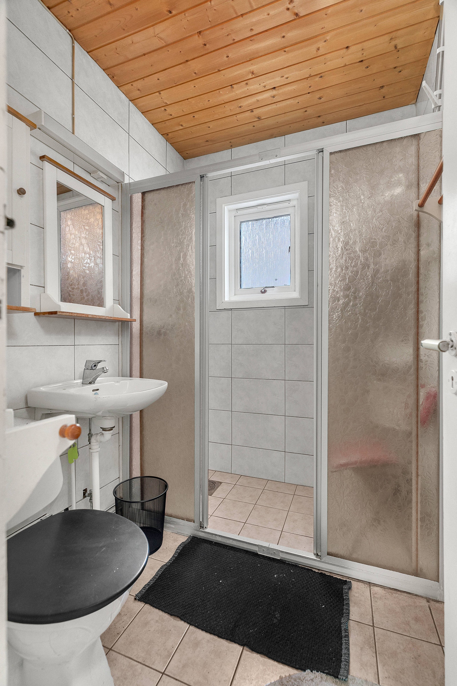 Bad 1. etasje Galleribilde