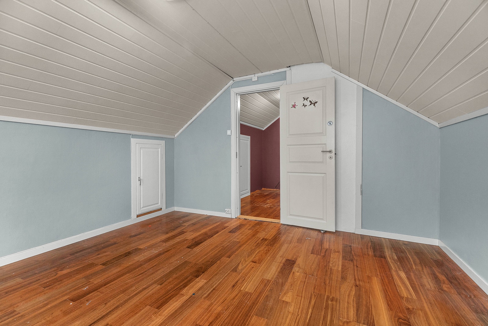 Soverom loftsetasje Galleribilde