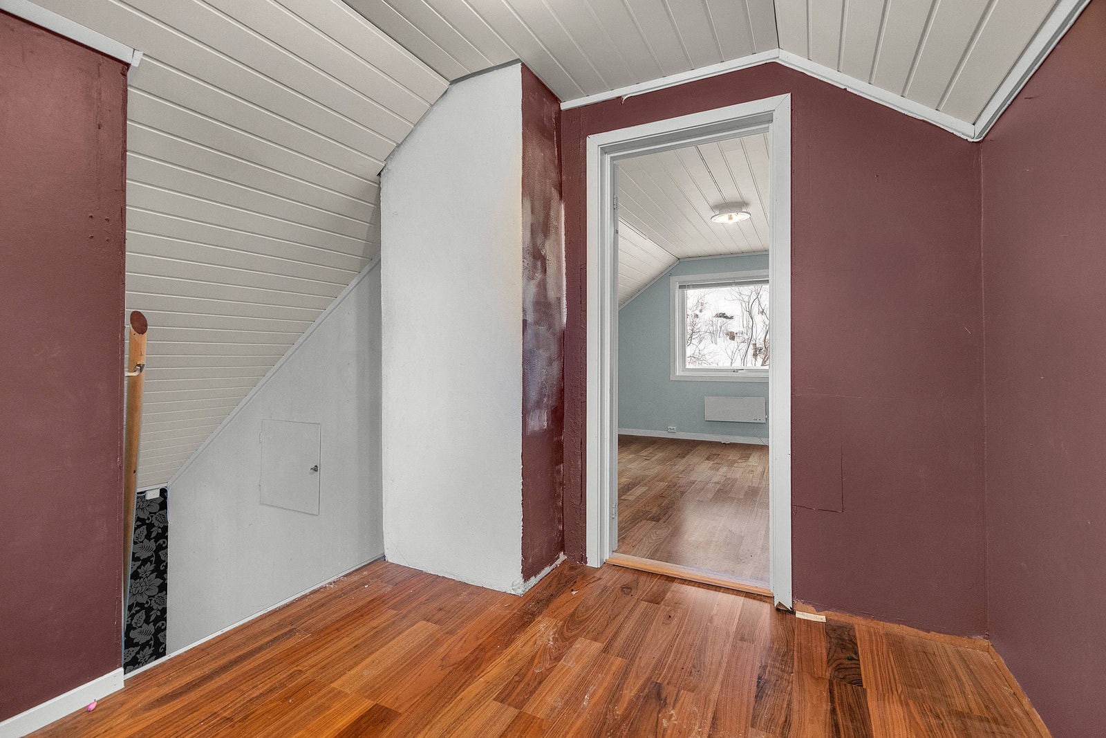 Gang loftsetasje Galleribilde