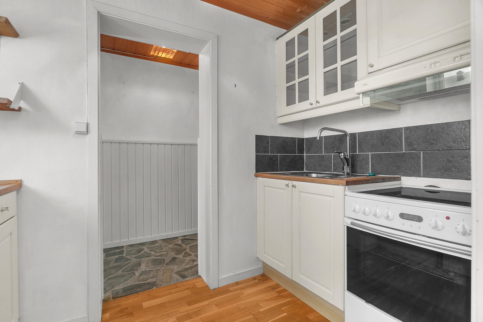 Kjøkken kjelleretasje Galleribilde