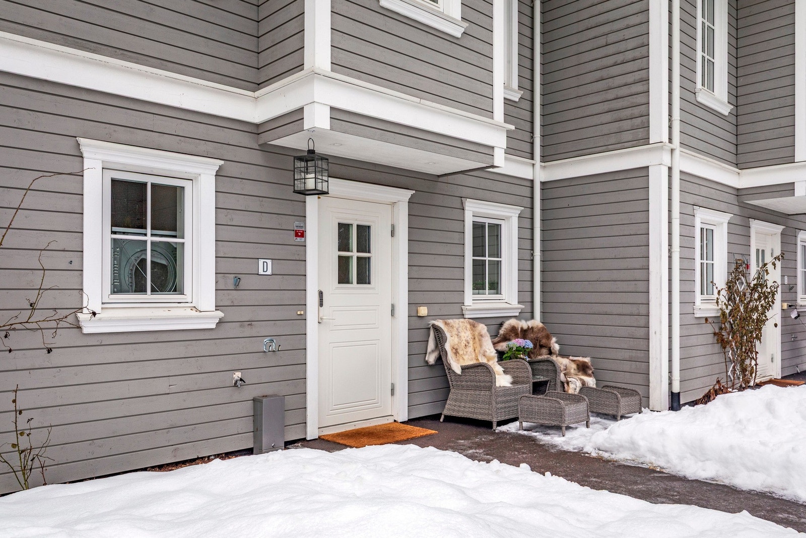 Inngangsparti. Galleribilde