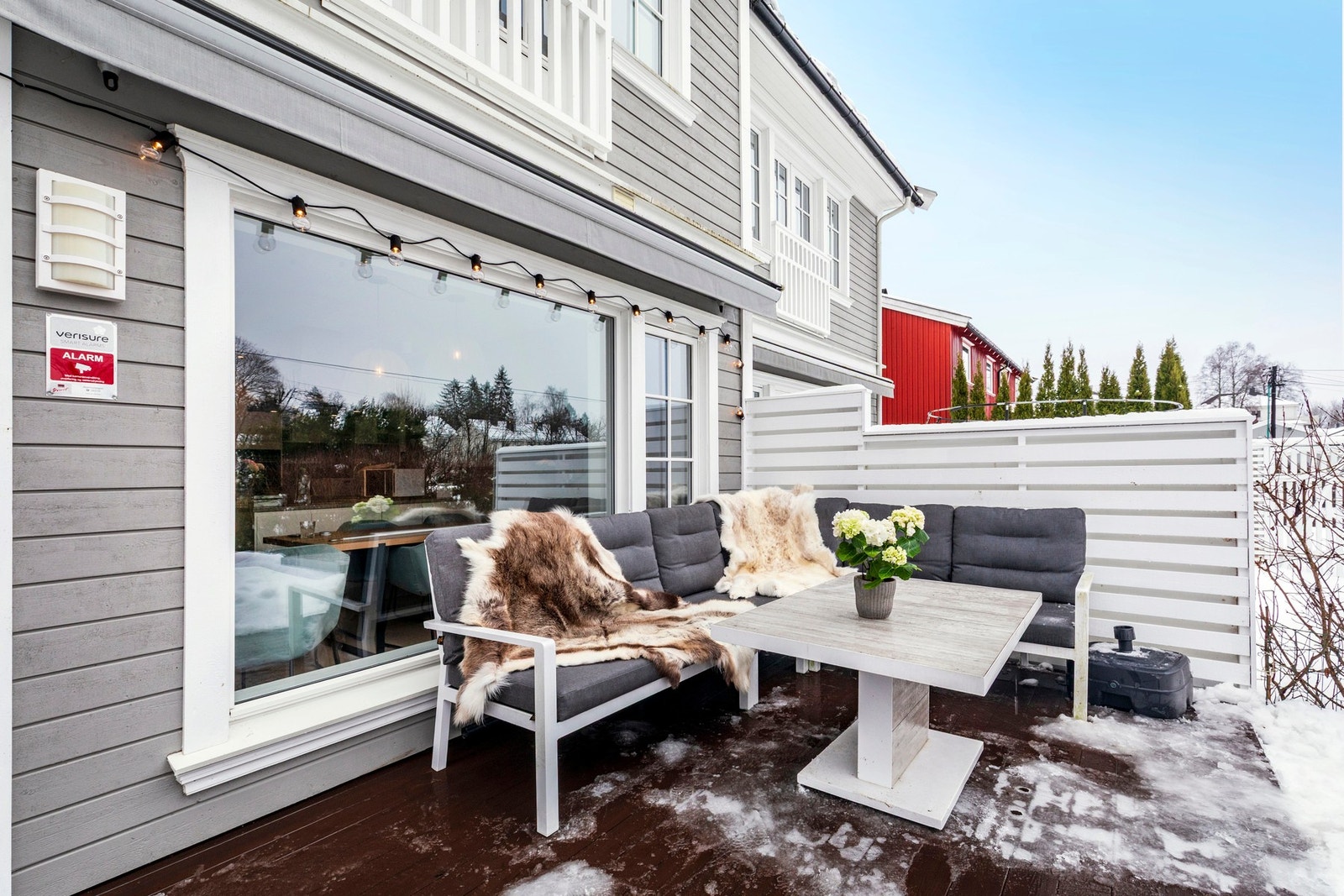 Terrasse. Galleribilde