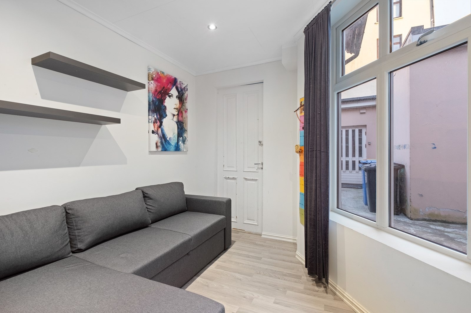 Fra soverom nr 2 som vender mot bakgård Galleribilde